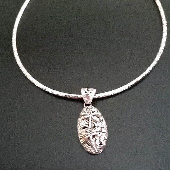 hold till 4-10 BALI LEGACY DIAMOND DRAGONFLY PENDENT IN SS & 14k Y Gold - Picture 10 of 12